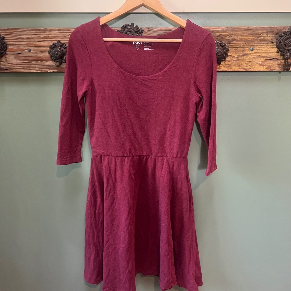 Pact Organic Cotton Fit and Flare Skater Dress Burgundy 3/4 Sleeve Pockets M